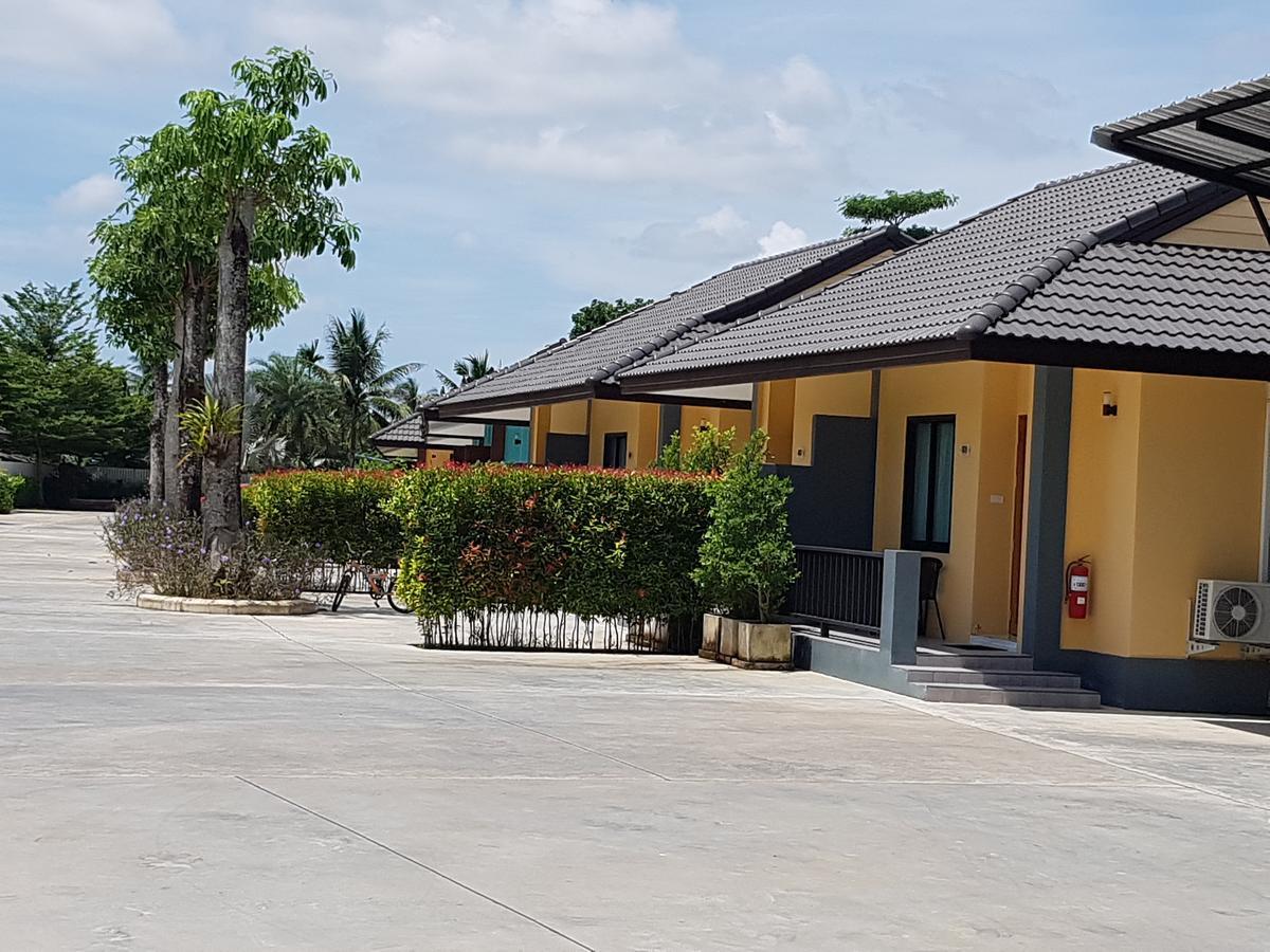 Nicasio Hotel Chumphon Bagian luar foto